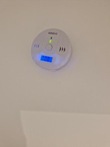 821488599.jpg