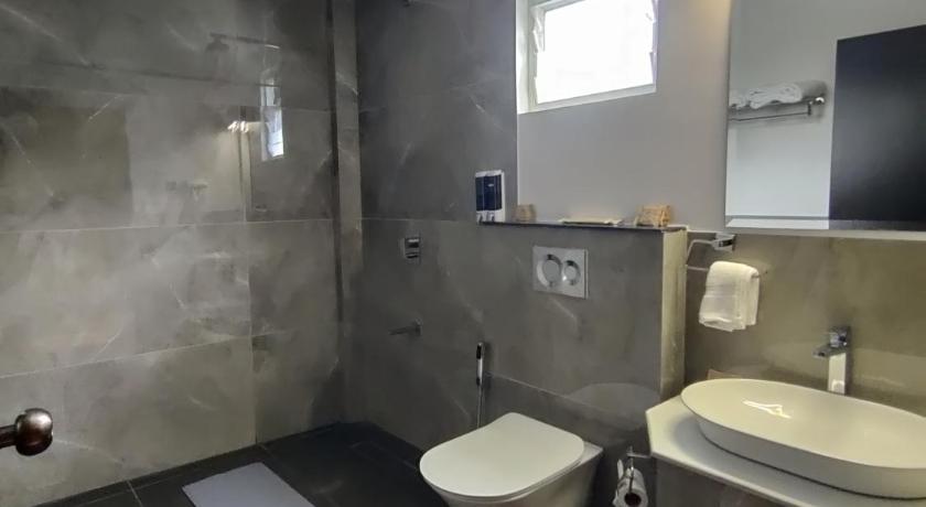 643202001.jpg