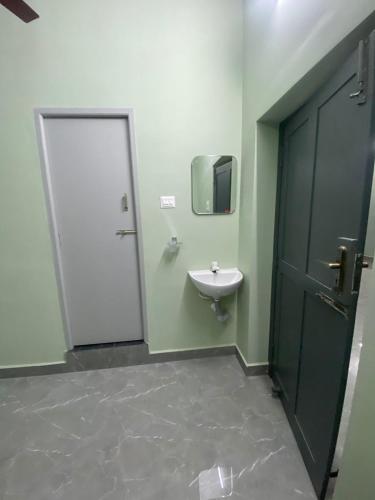 867050544.jpg