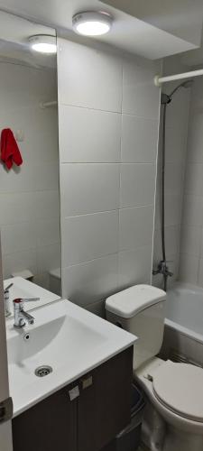 718435069.jpg