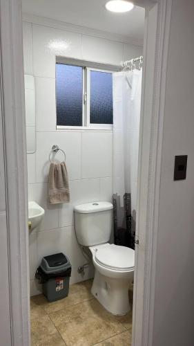 725744053.jpg