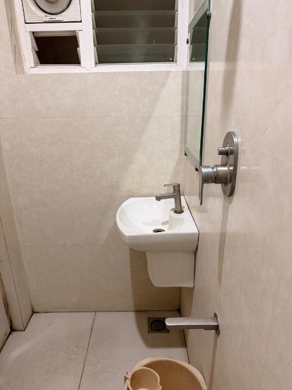 c4286ae5cdcab3a6cb2bf222f00c9778.jpg