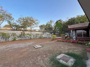 thumbnail: Exterior