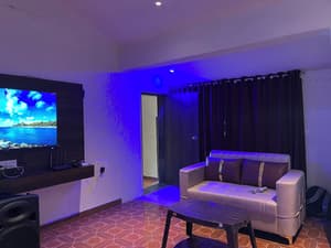 thumbnail: Reception
