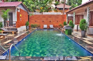 thumbnail: Pool