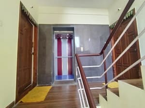 thumbnail: Interior detail