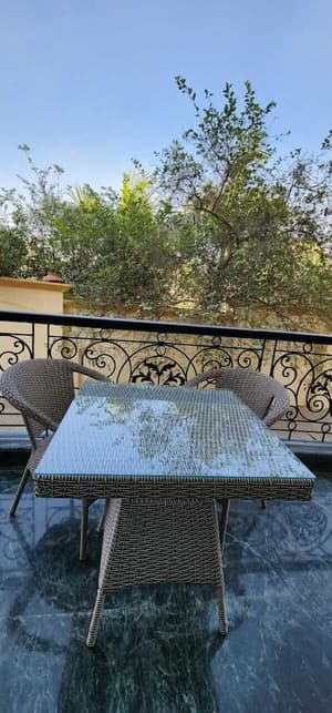 thumbnail: Balcony view