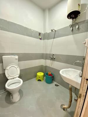 thumbnail: Bathroom