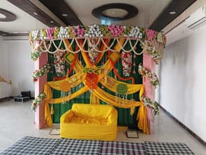 thumbnail: Banquet hall