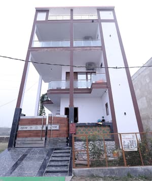 thumbnail: Exterior