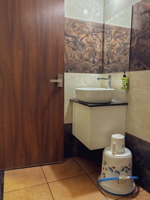 thumbnail: Bathroom