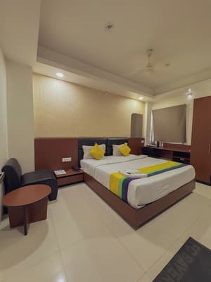 thumbnail: Room