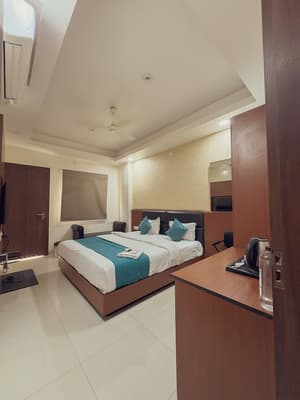thumbnail: Room