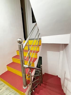 thumbnail: Staircase