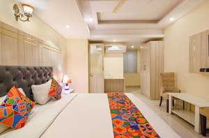 thumbnail: Room