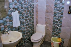thumbnail: Bathroom