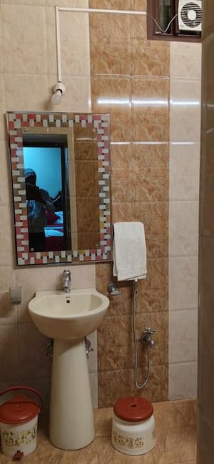 thumbnail: Bathroom
