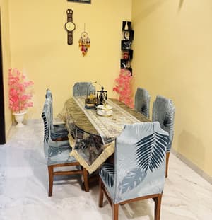 thumbnail: In-room dining