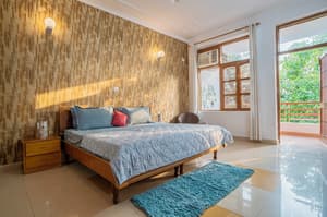 thumbnail: Living area