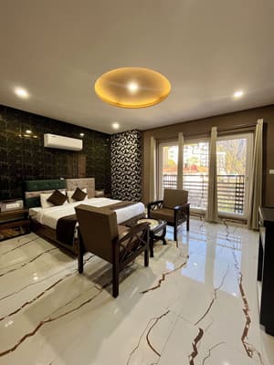 thumbnail: Room