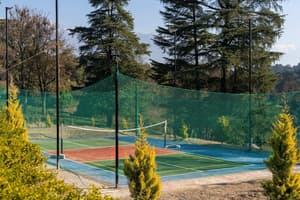 thumbnail: Sport court