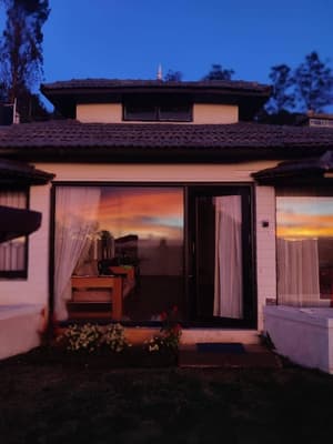 thumbnail: Front of property