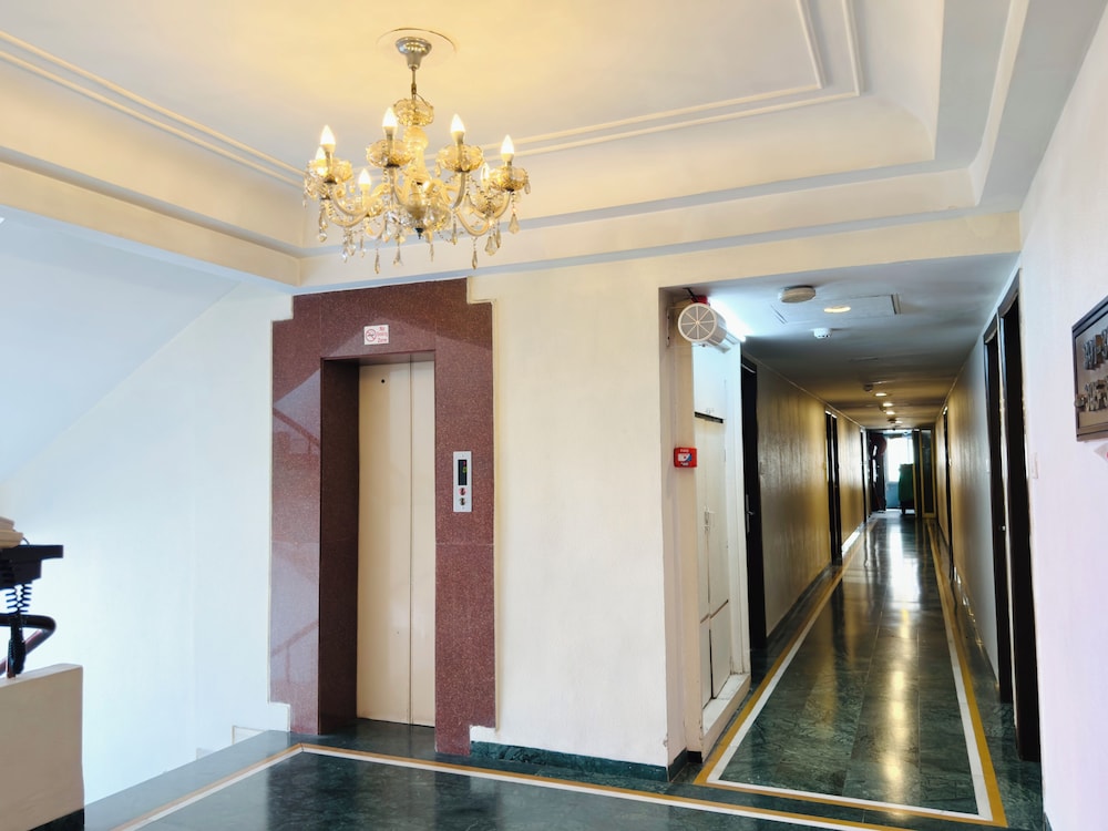 Elevator