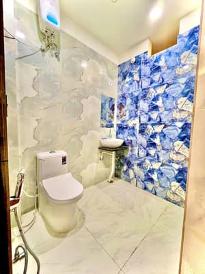 thumbnail: Bathroom
