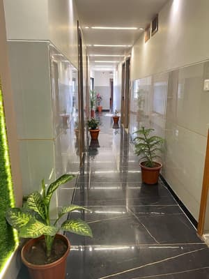 thumbnail: Interior