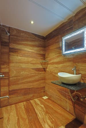 thumbnail: Bathroom