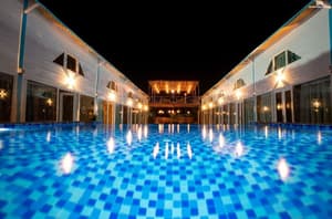 thumbnail: Pool