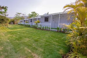thumbnail: Front of property