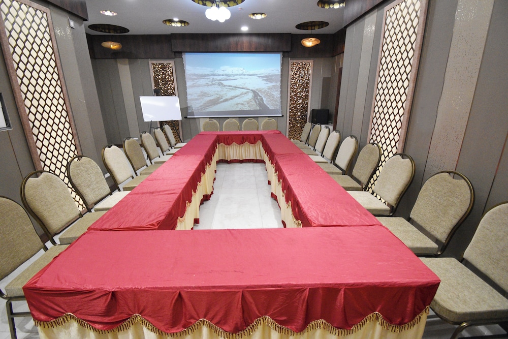 In-room business center