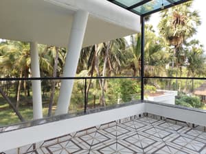 thumbnail: Balcony