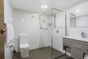 thumbnail: Bathroom