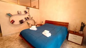 thumbnail: Interior