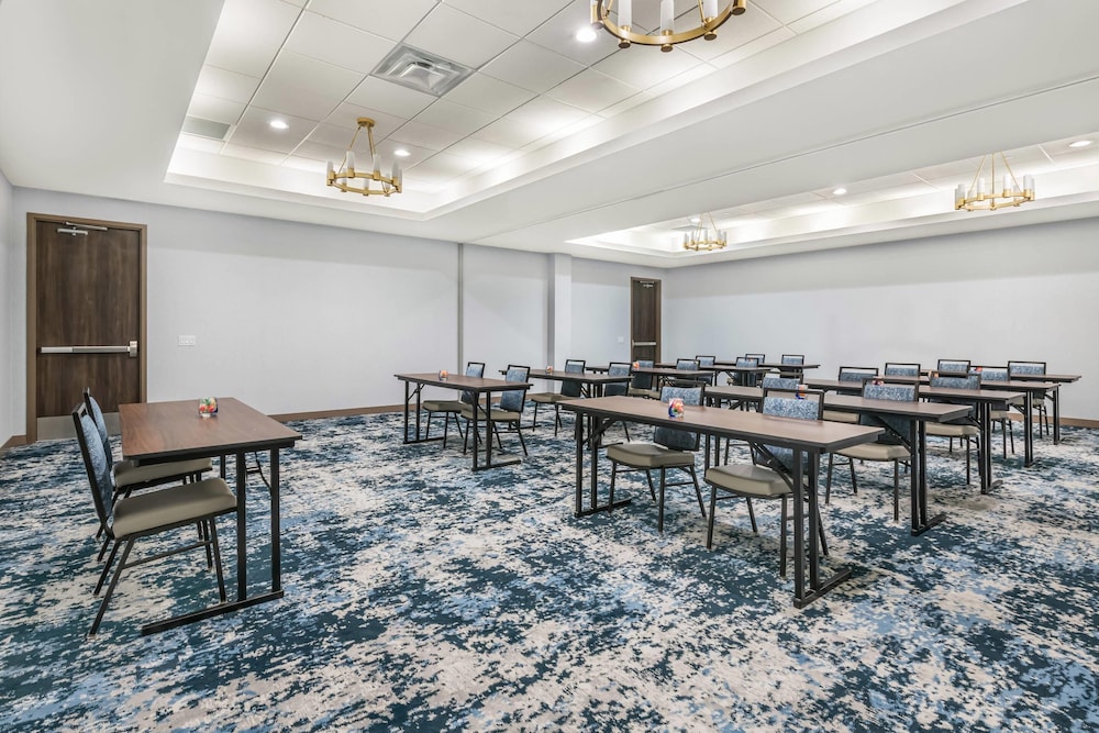 Meeting facility