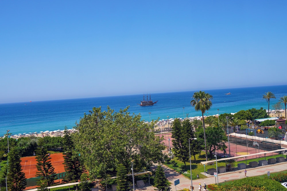 Beach/ocean view