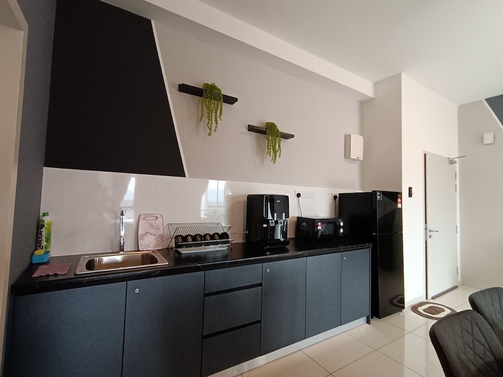 Shared kitchen facilities