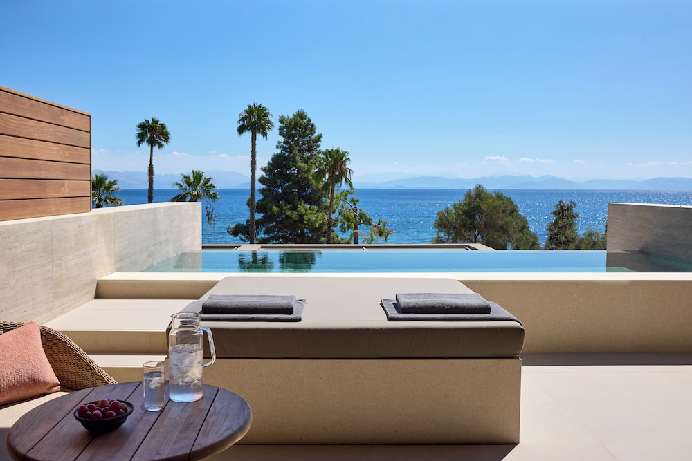 Private pool
