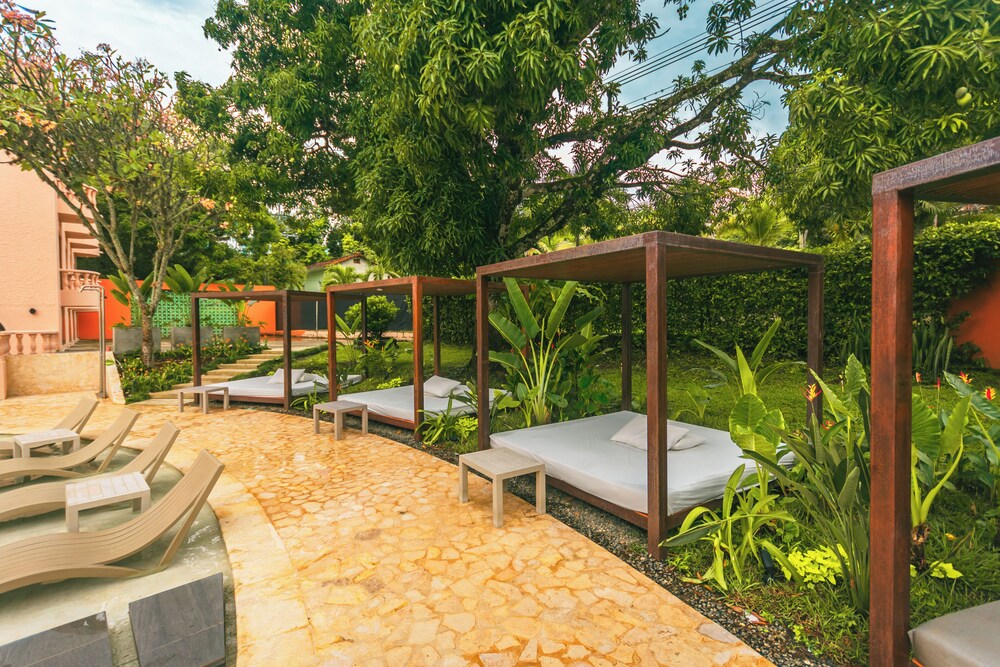 Sundeck