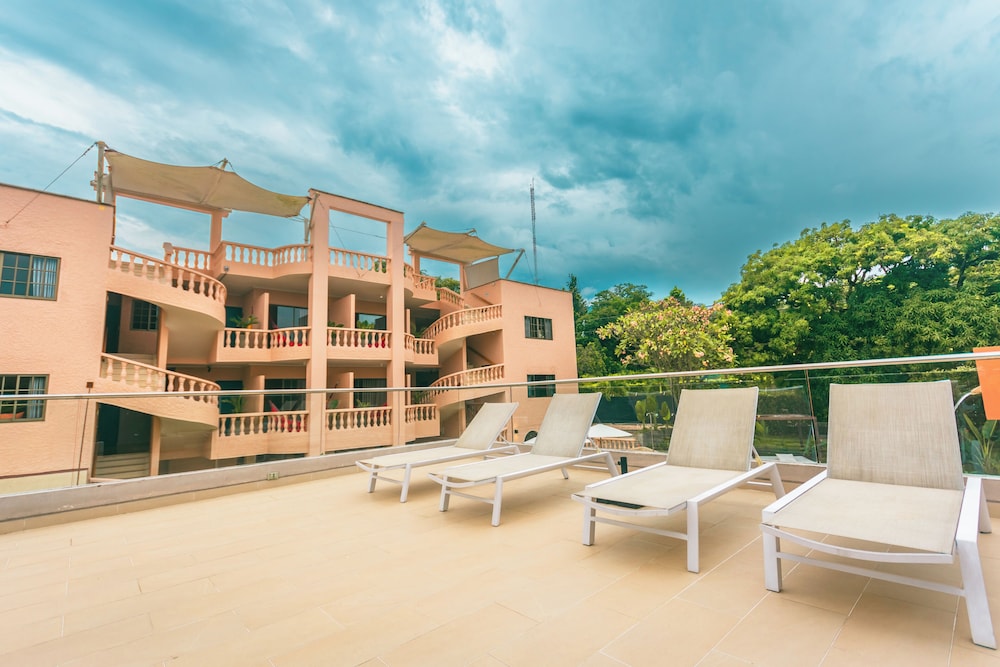 Sundeck