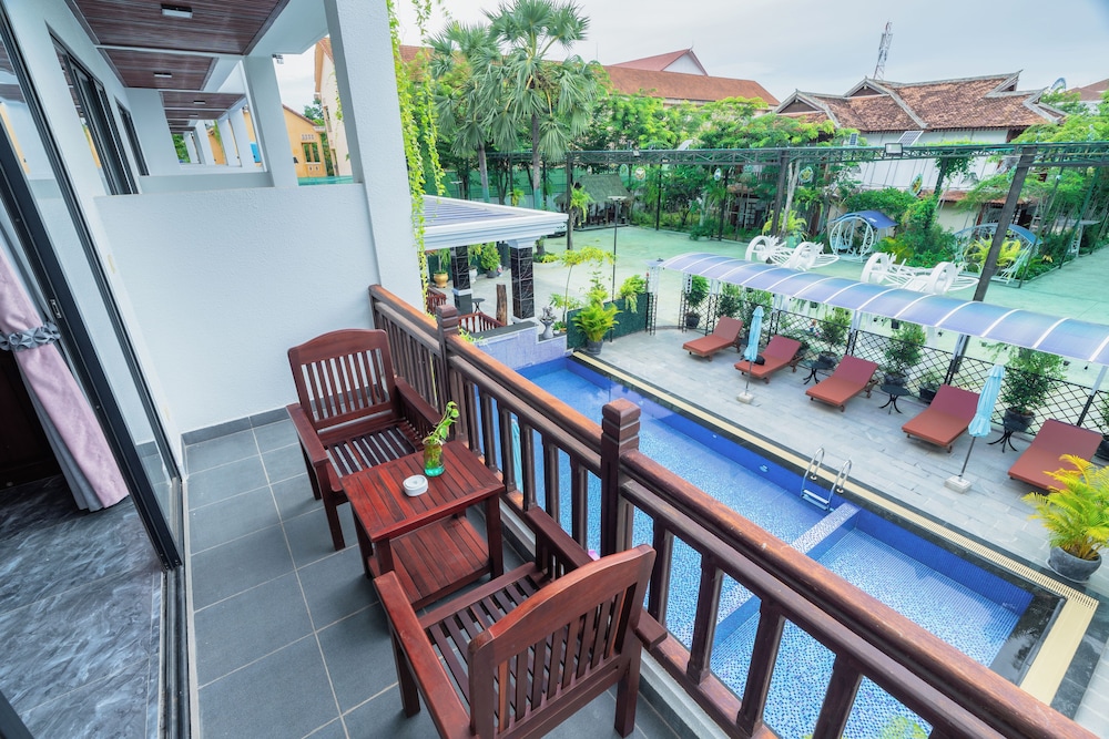 Courtyard view