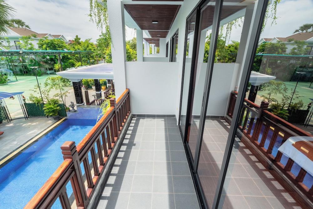 Balcony view