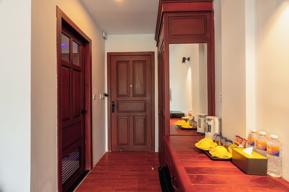 Room amenity