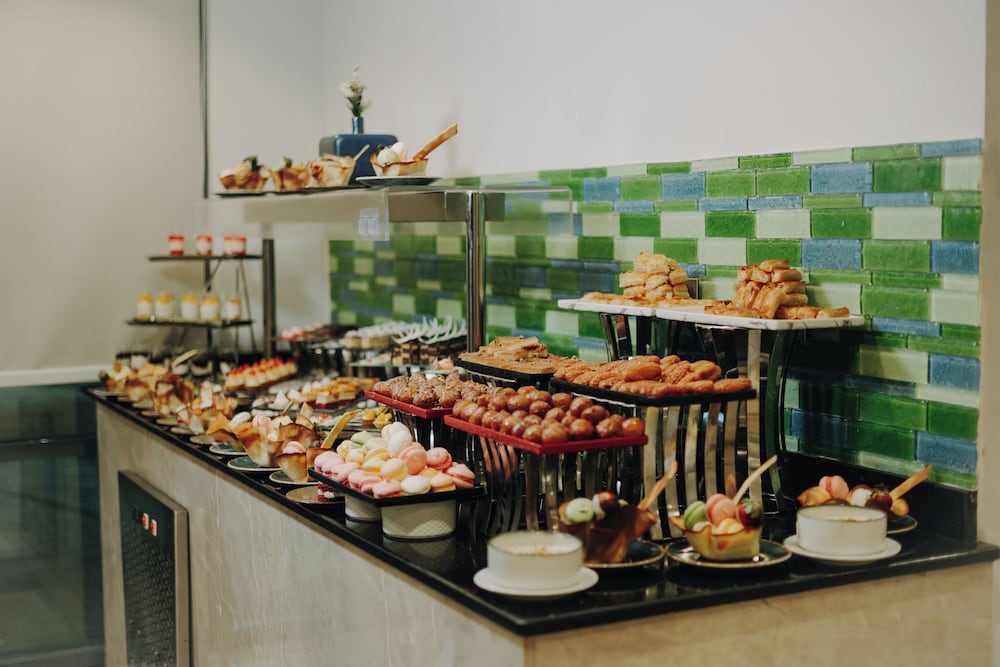 Breakfast buffet