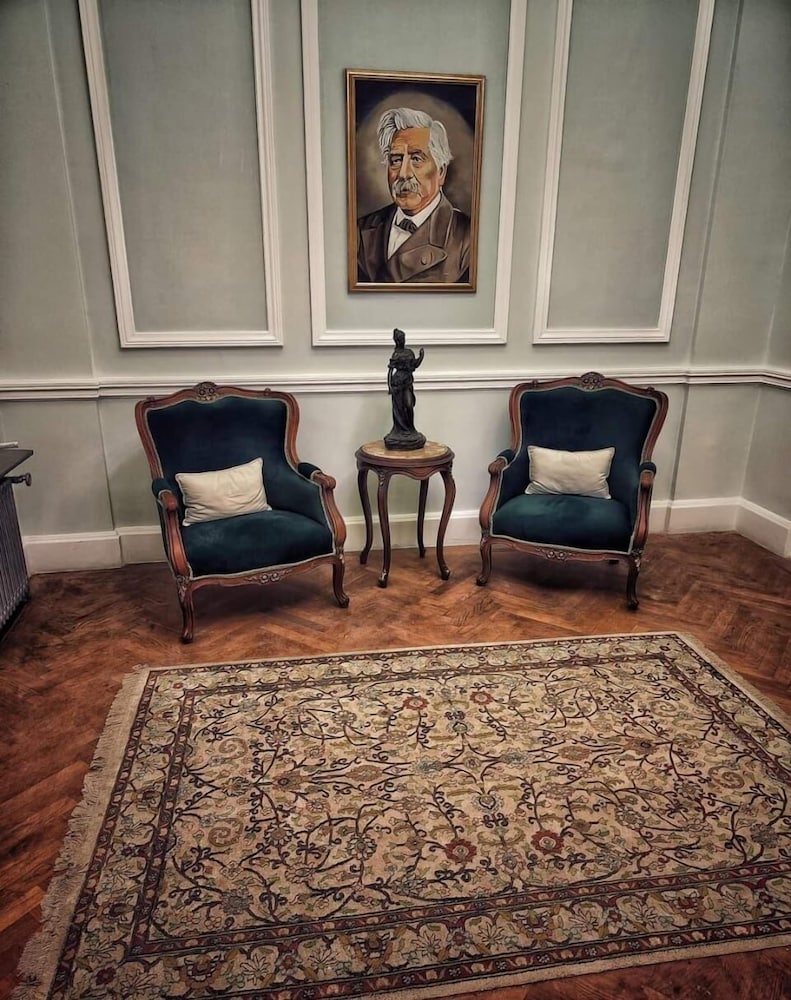 Reception hall