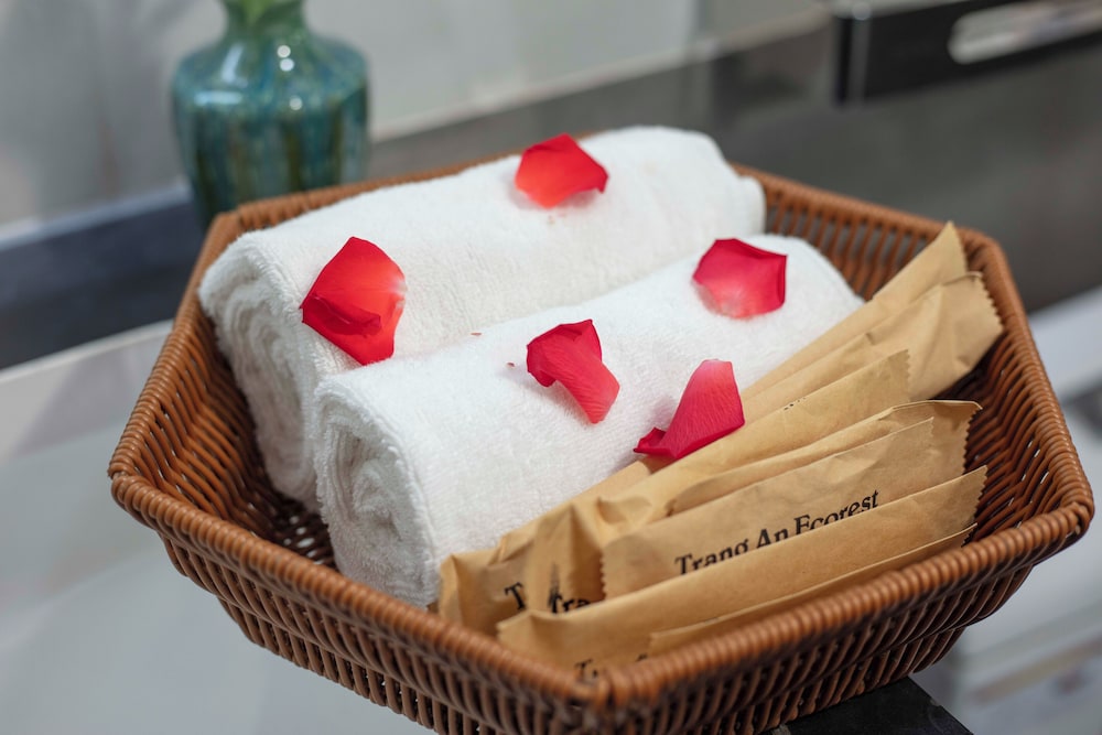 Bathroom amenities