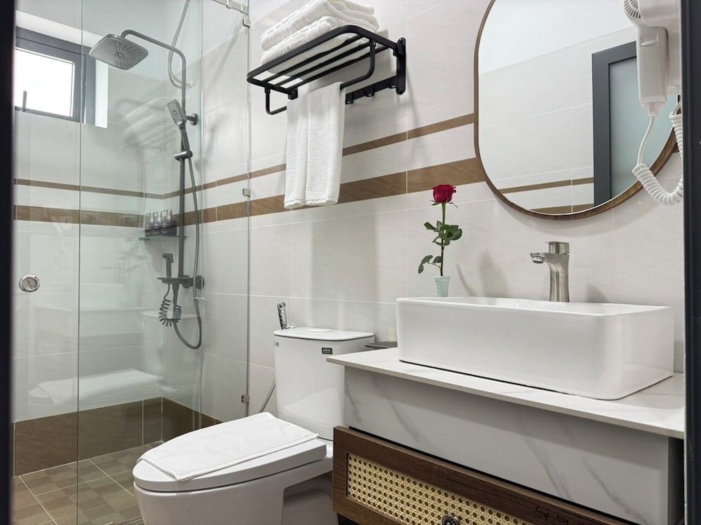 Bathroom amenities