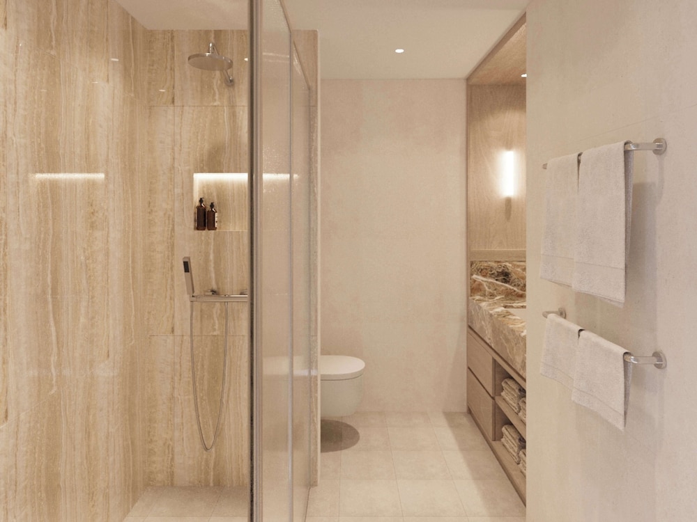Bathroom shower